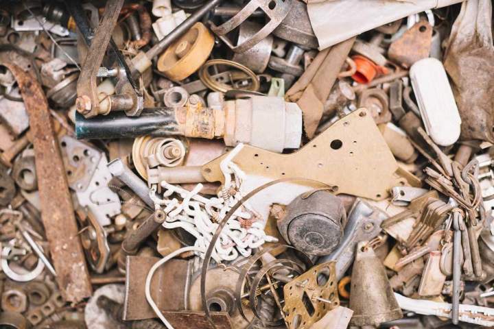 Collecte de déchets et matériaux encombrants pour un recyclage